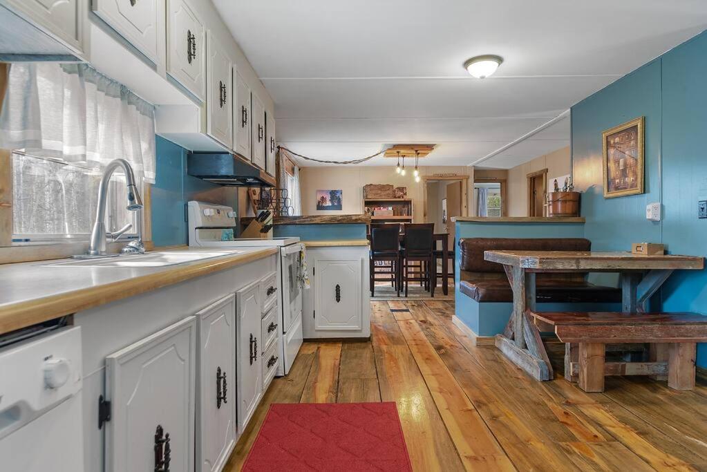 Blue Pine Retreat Villa Lead Екстериор снимка