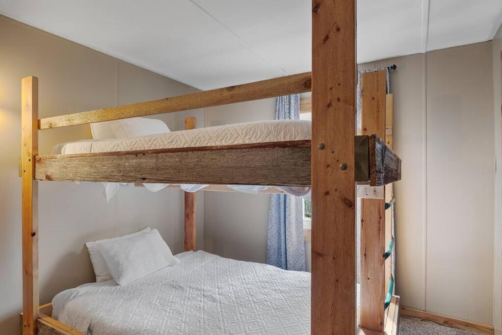 Blue Pine Retreat Villa Lead Екстериор снимка