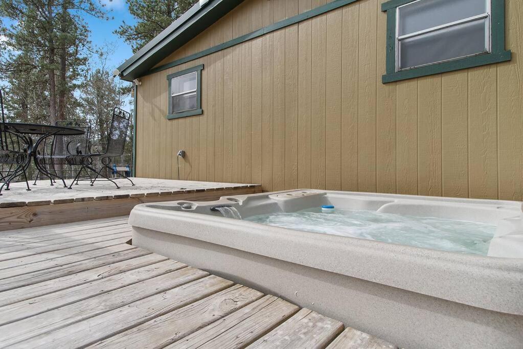 Blue Pine Retreat Villa Lead Екстериор снимка